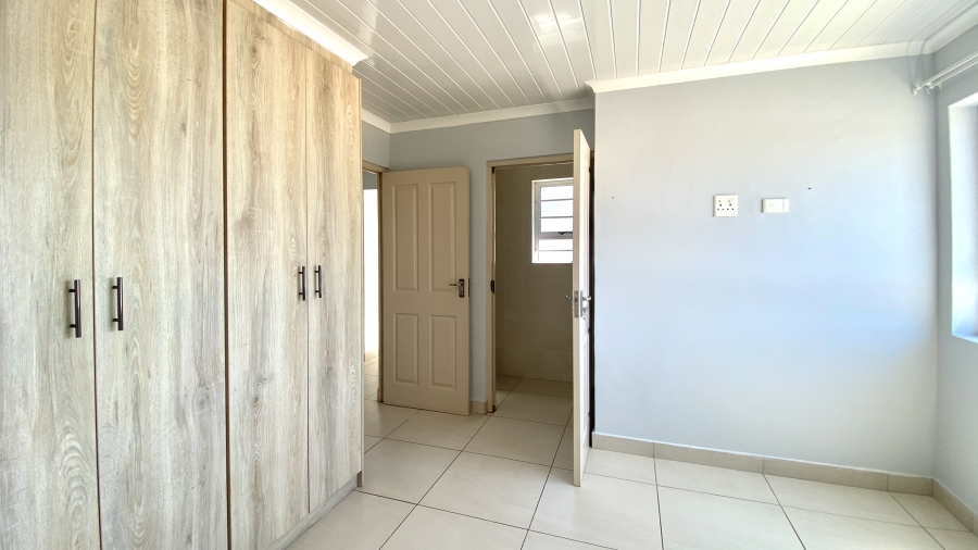 3 Bedroom Property for Sale in Laaiplek Western Cape